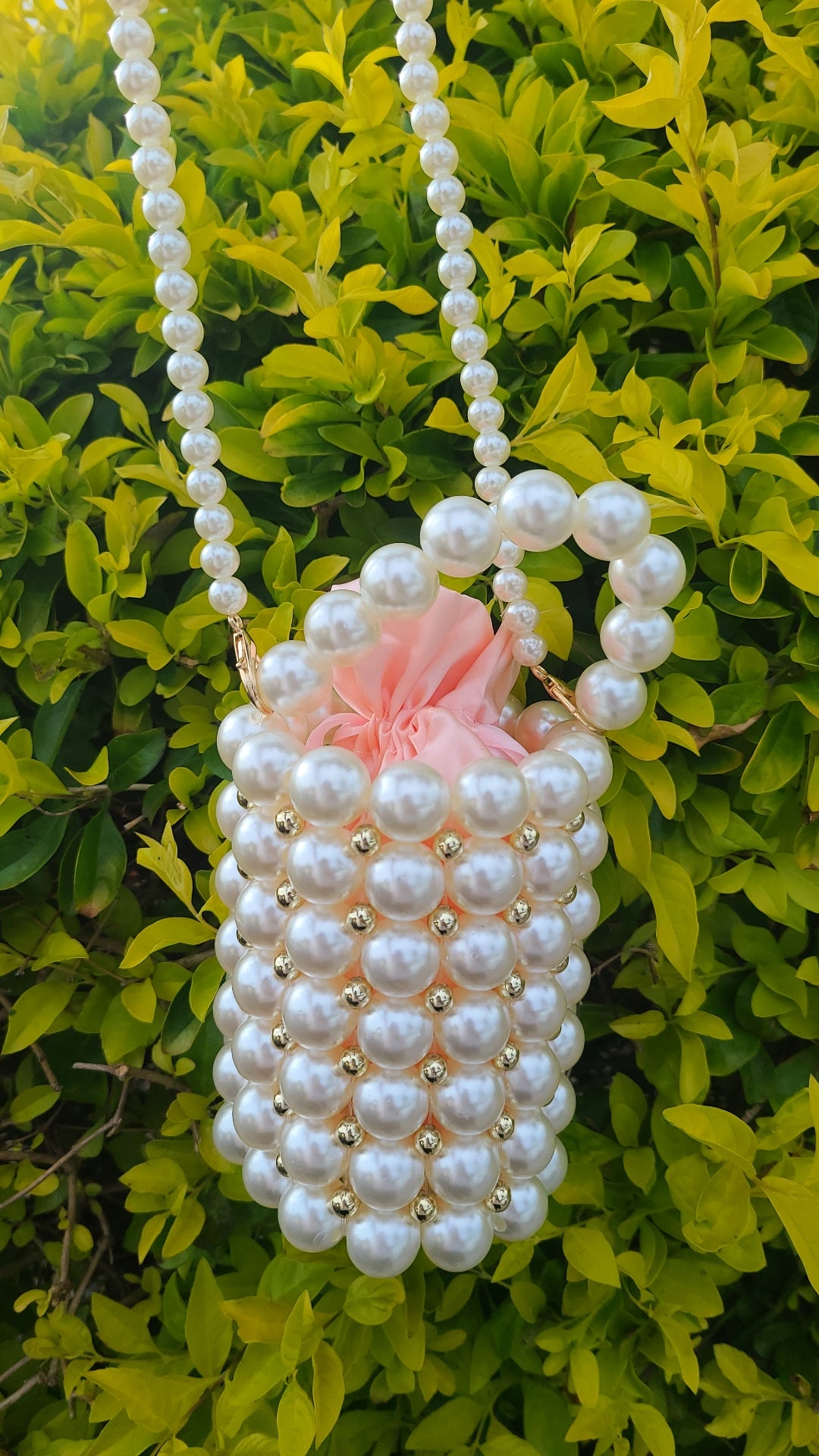 Elegant Pearl Bucket Bag with Drawstring Pouch – Perfect for Special Occasions