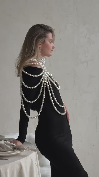 Couture Pearl Body Chain Cape – Opulent Statement Necklace for Glamorous Evenings